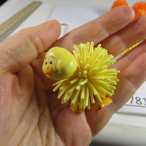 Easter Egg Filler: Porcupine Animal Balls (12) - Picture 5 of 8